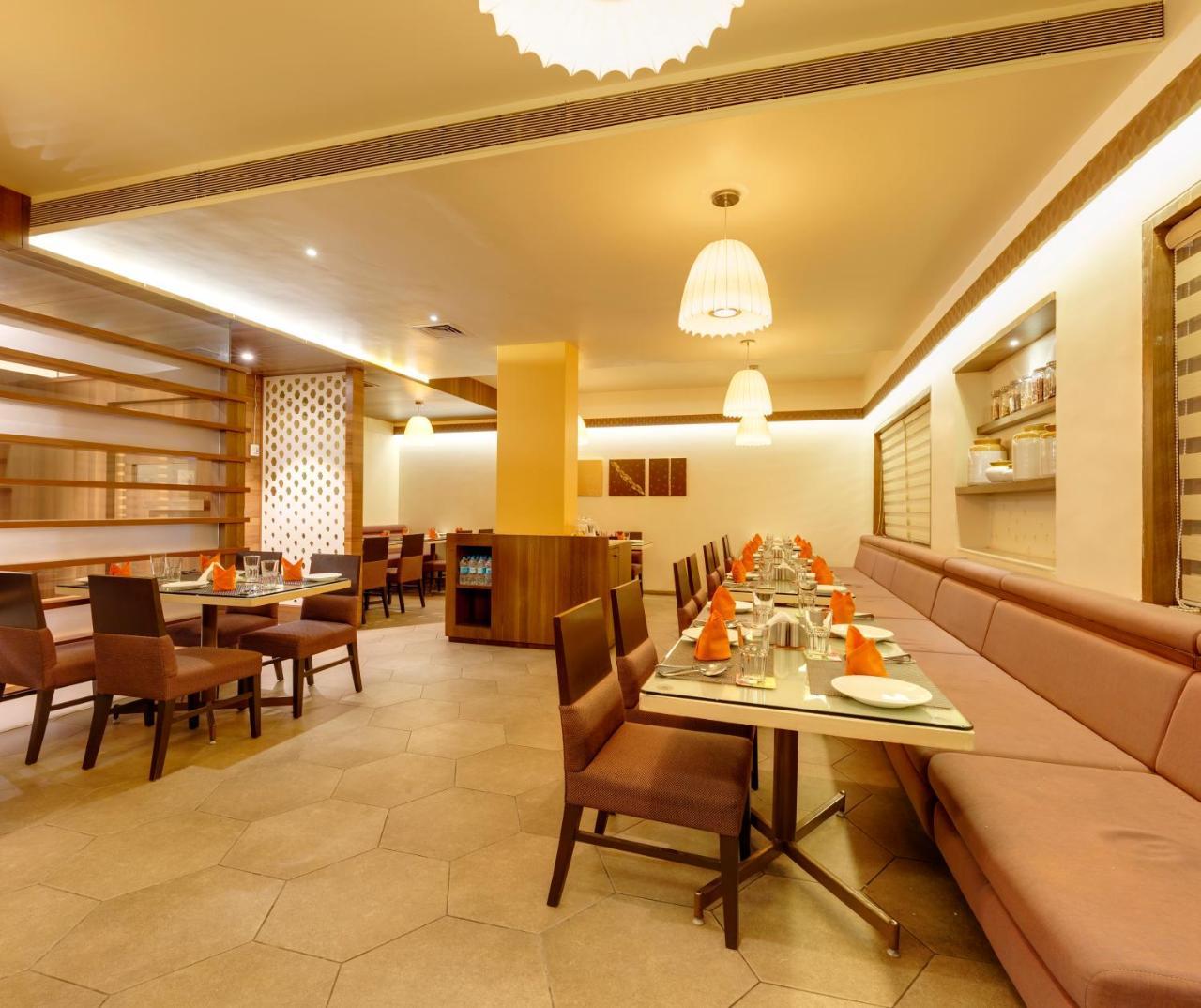 Kyriad Hotel Jaipur By Othpl Esterno foto