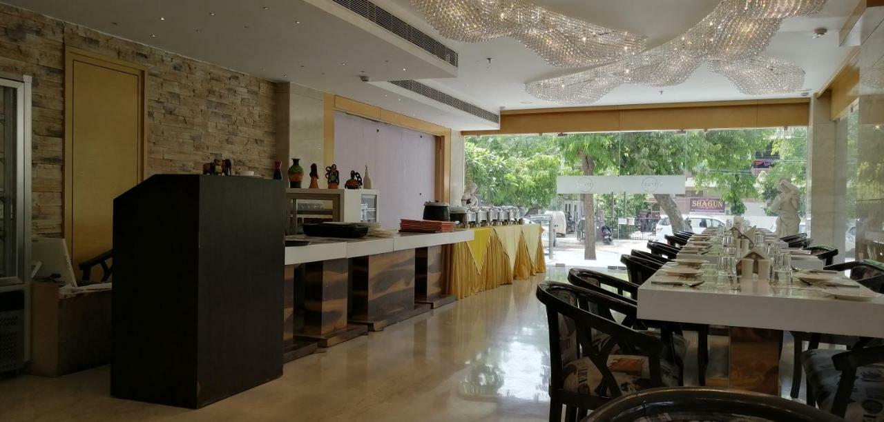Kyriad Hotel Jaipur By Othpl Esterno foto