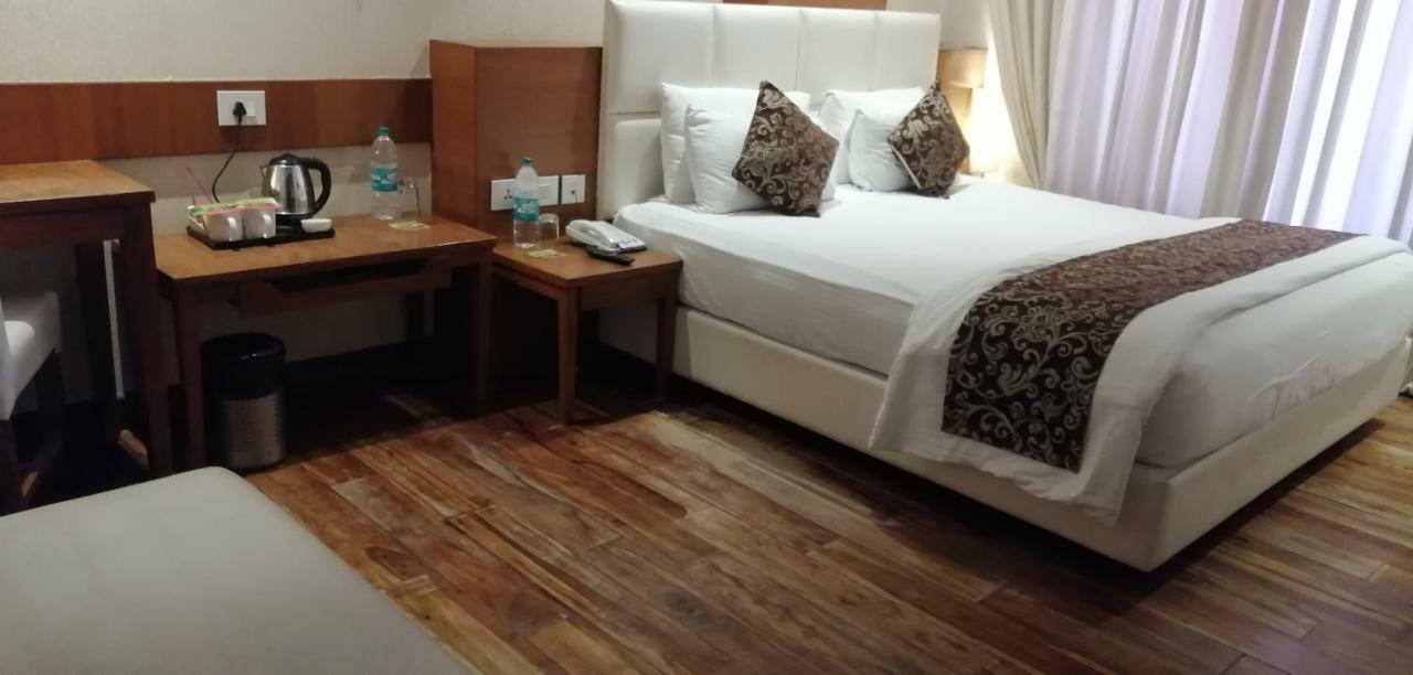 Kyriad Hotel Jaipur By Othpl Esterno foto
