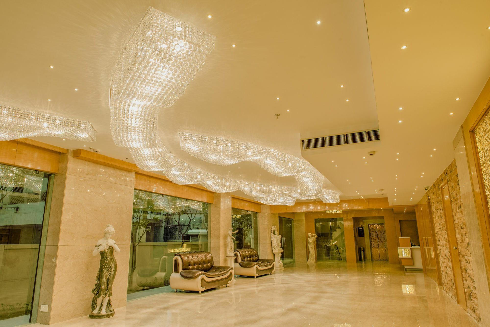 Kyriad Hotel Jaipur By Othpl Esterno foto